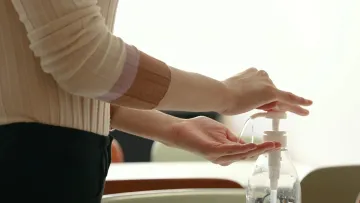 چگونه ضدعفونی‌کننده دست خانگی بسازیم؟