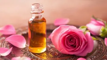 خواص روغن گل سرخ و نحوه استفاده از آن