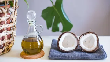 مقایسه روغن نارگیل با روغن جوجوبا